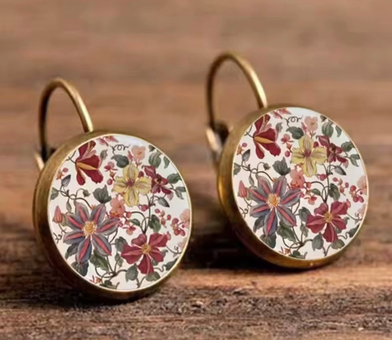 Beautiful Vintage Fall Flower Earrings