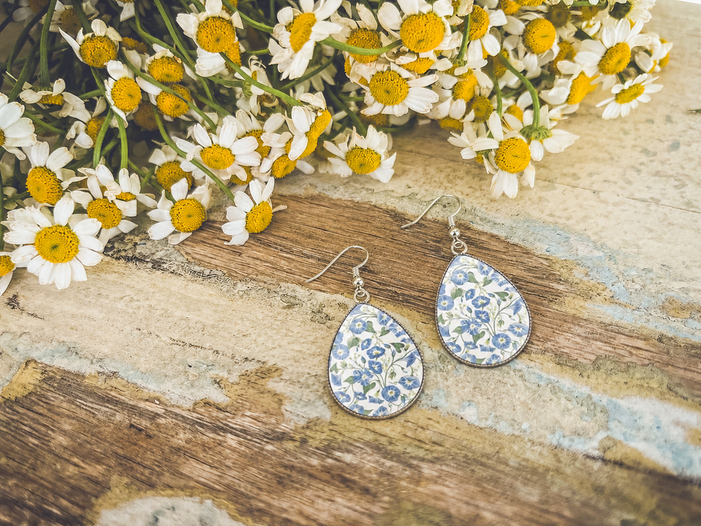 Beautiful Floral Drop Earrings